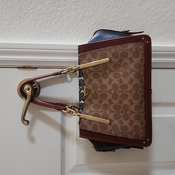 Coach Dreamer 21 Signature Canvas & Leather - Picture 2 of 10
